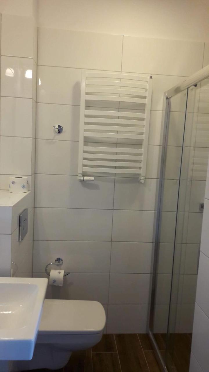 Bed and Breakfast Kamieniczka Нидзица Экстерьер фото