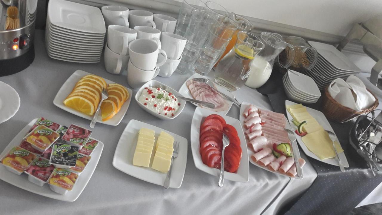 Bed and Breakfast Kamieniczka Нидзица Экстерьер фото